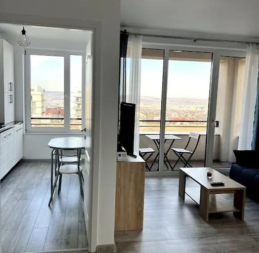 Cityscape Corner Daire *